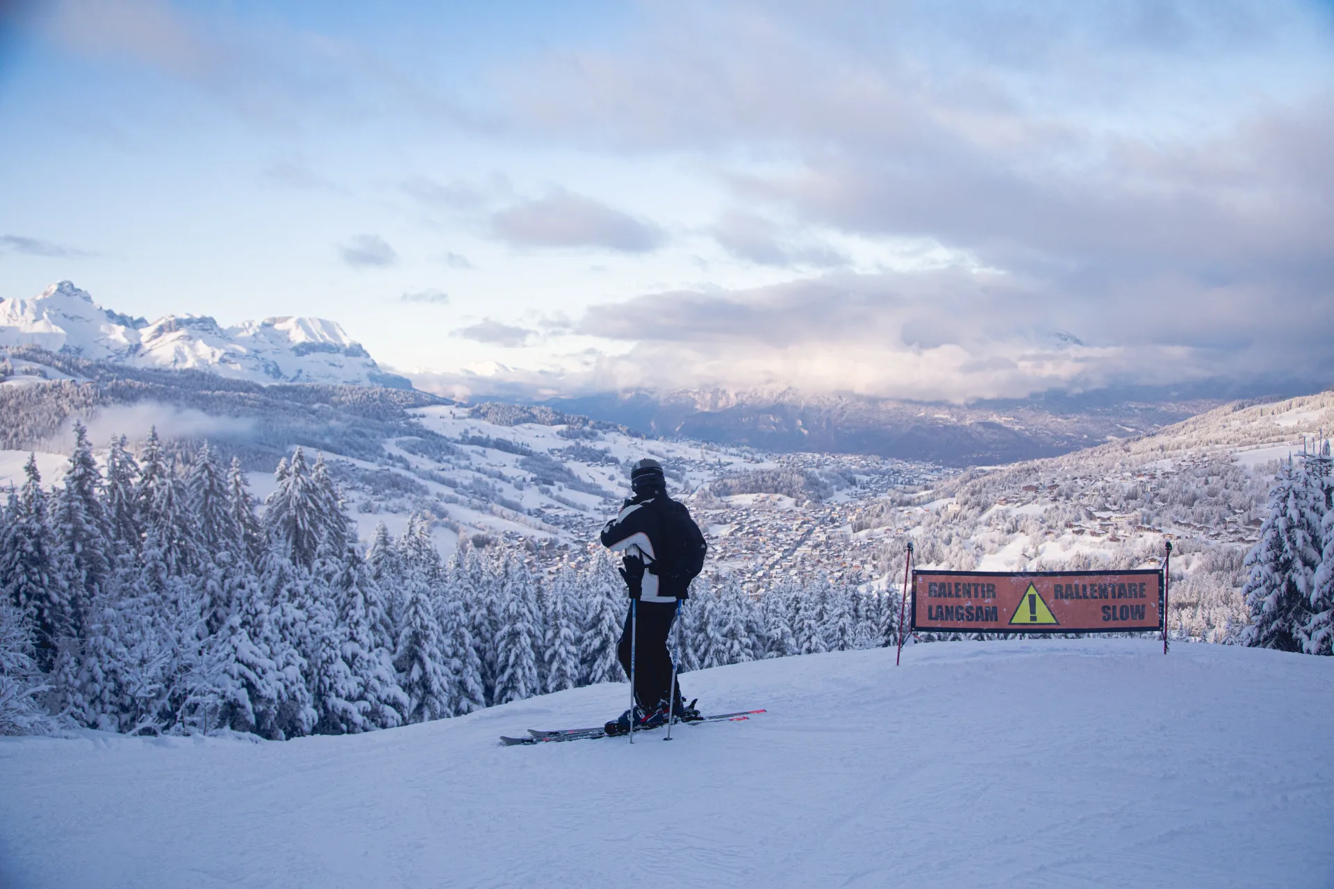 2401_AntoineBarbot_RocheBrune_Piste_Sunset-7